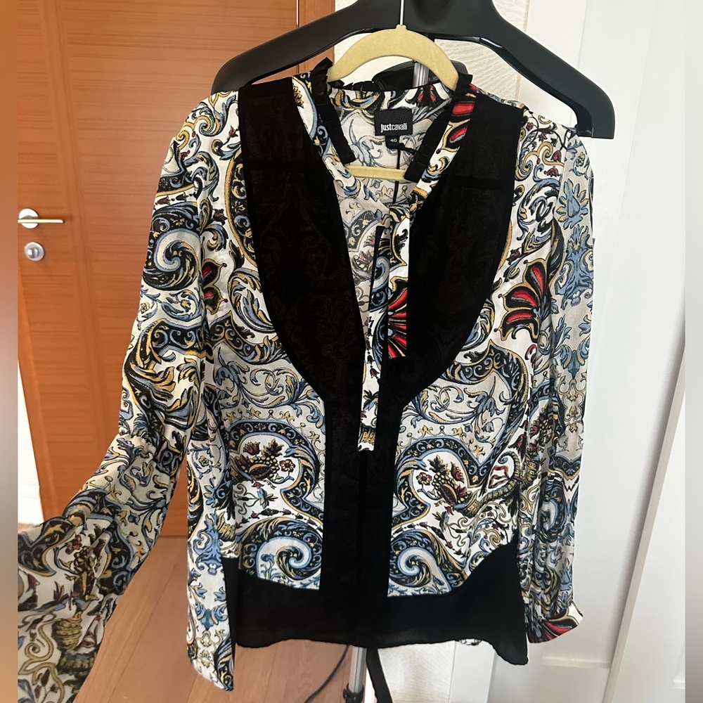 Just Cavalli NWT blouse size 40IT (4US)